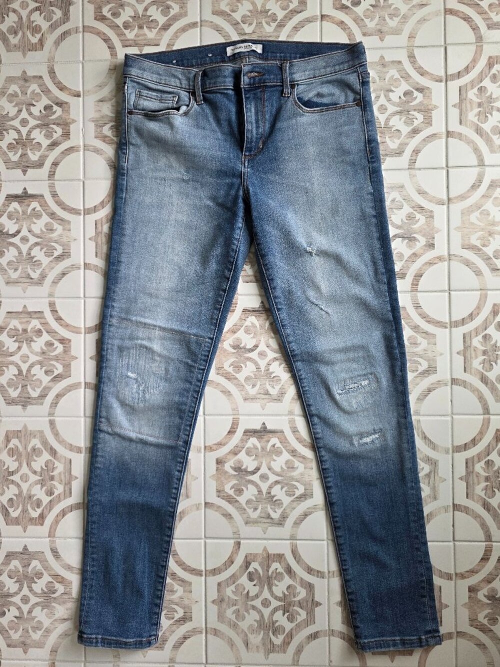 Banana Republic Distressed Skinny Jeans Medium Wash Size 30